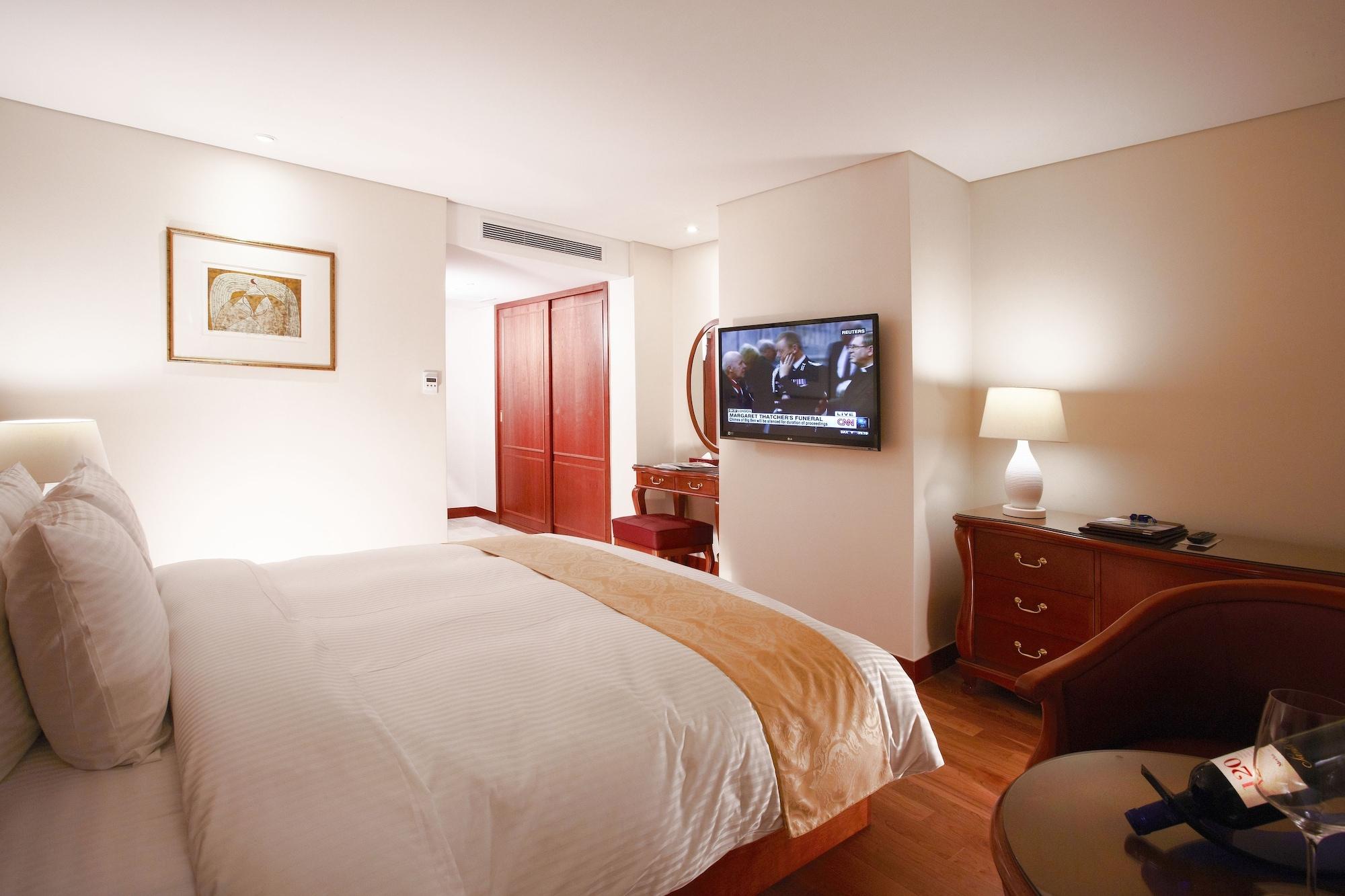 Sejong Hotel Seoul Myeongdong Экстерьер фото