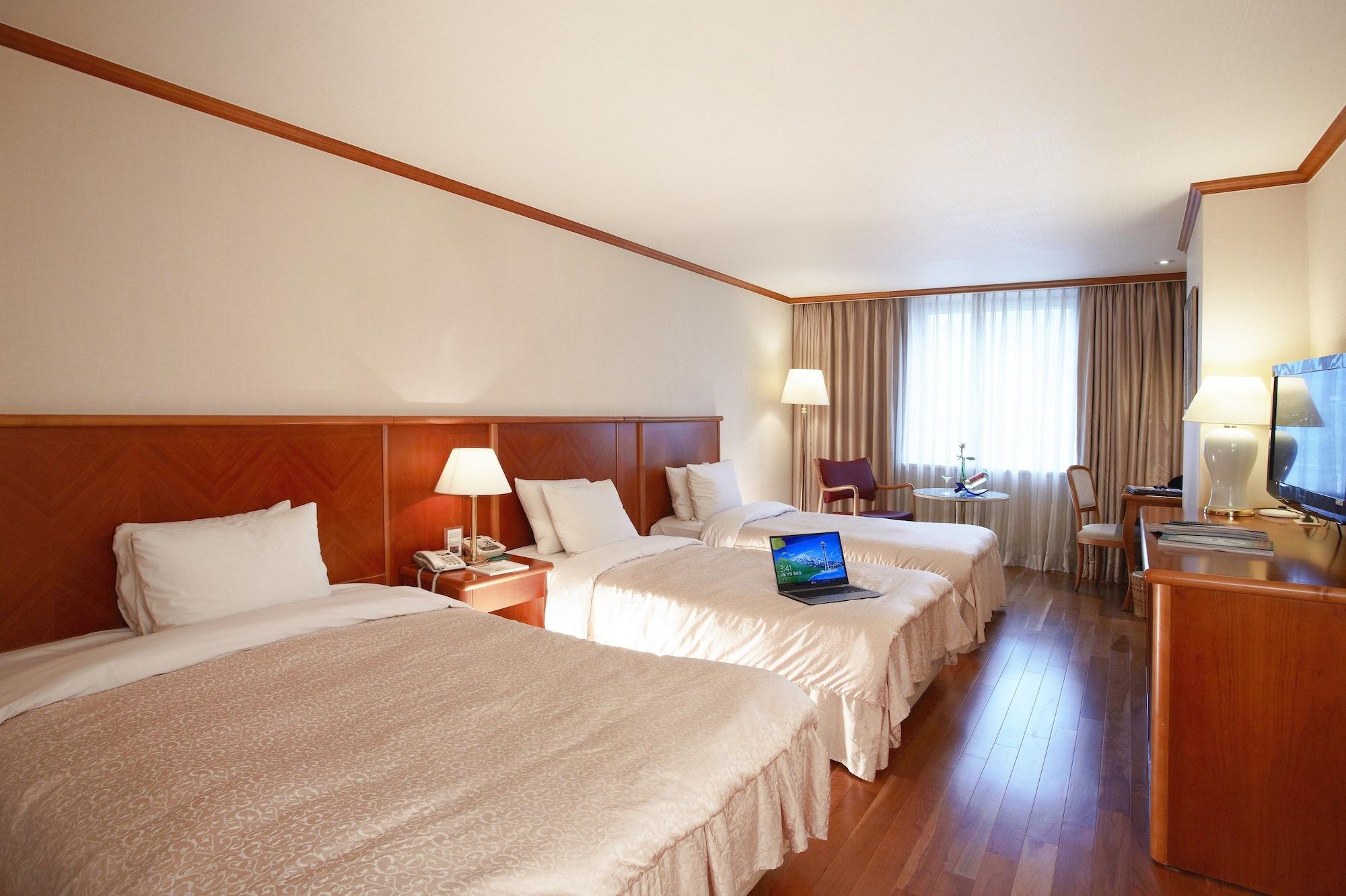 Sejong Hotel Seoul Myeongdong Экстерьер фото