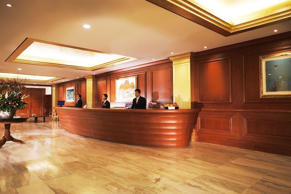 Sejong Hotel Seoul Myeongdong Экстерьер фото