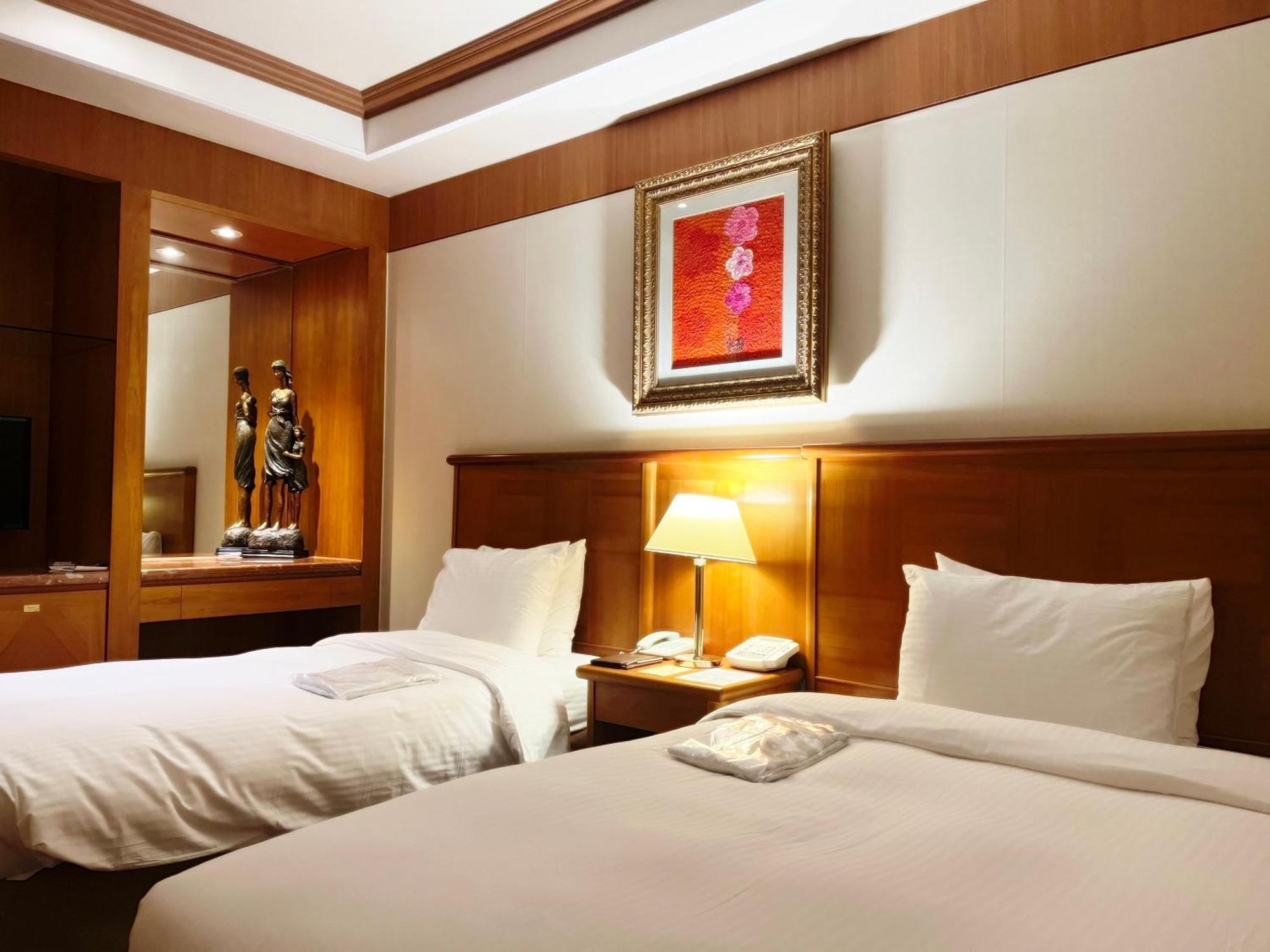 Sejong Hotel Seoul Myeongdong Экстерьер фото