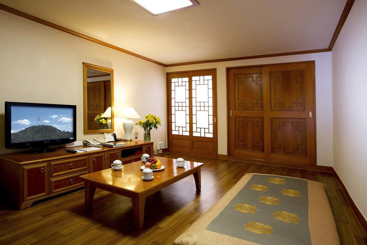 Sejong Hotel Seoul Myeongdong Экстерьер фото